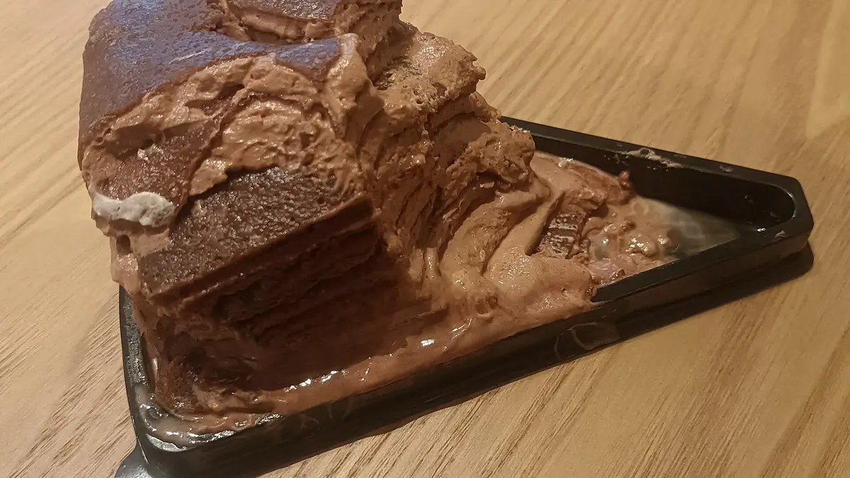 Christopher's Crêpes – cake shop in Norwich town centre
